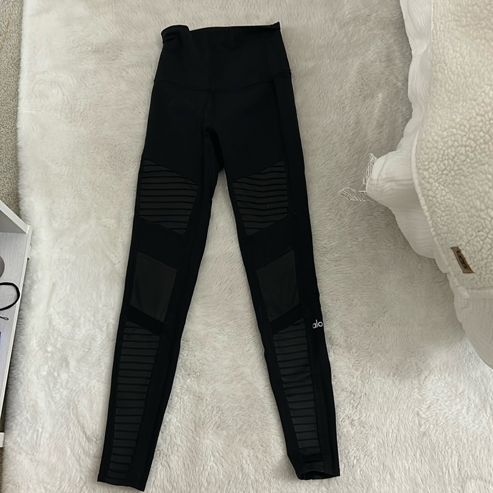 Alo Black Moto Leggings size XS